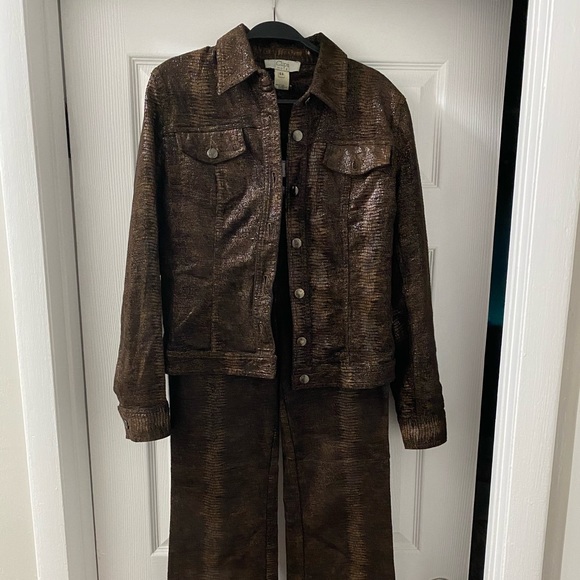 Clips faux snake skin jacket and pants - Picture 3 of 7